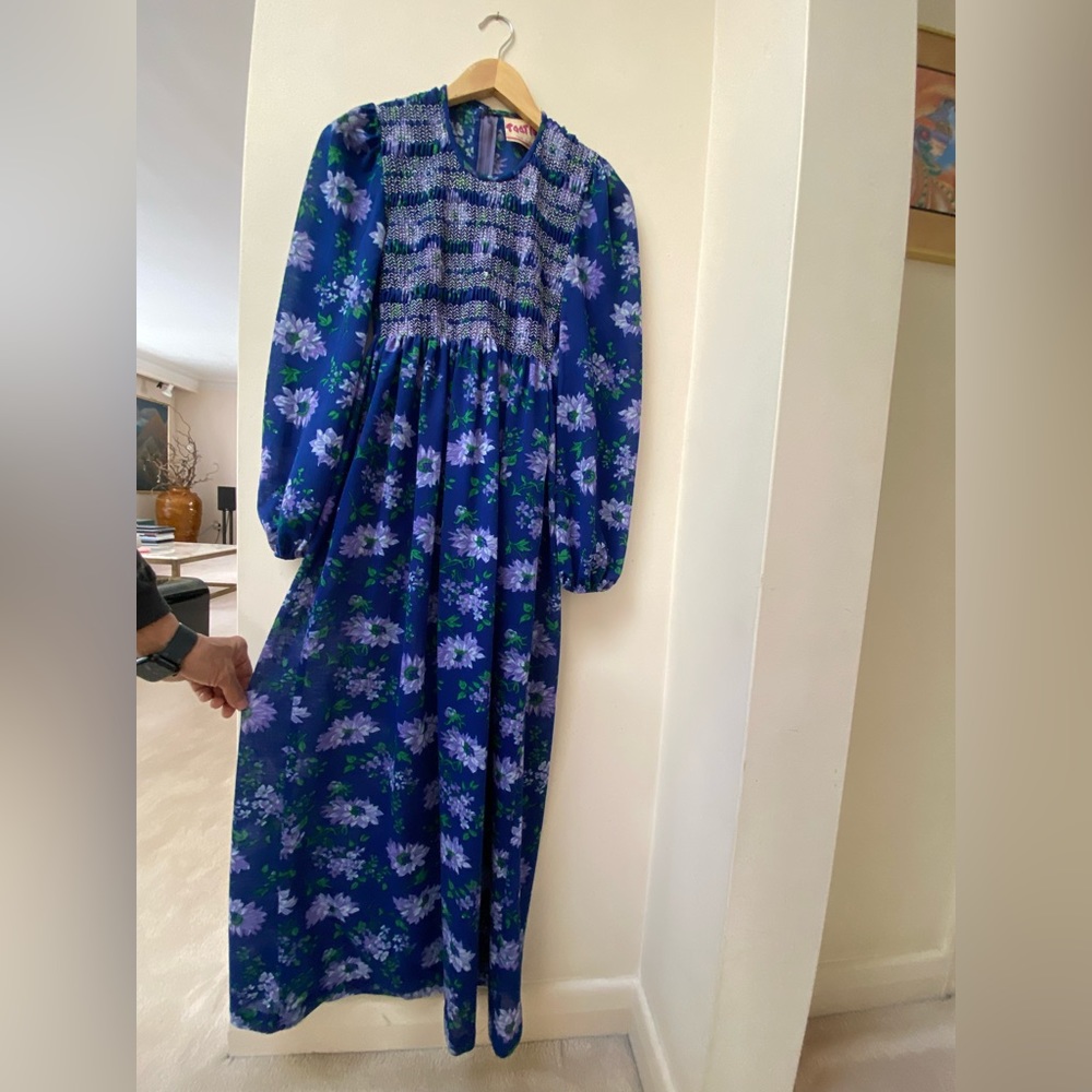 Vintage flower maxi dress from the 70’s